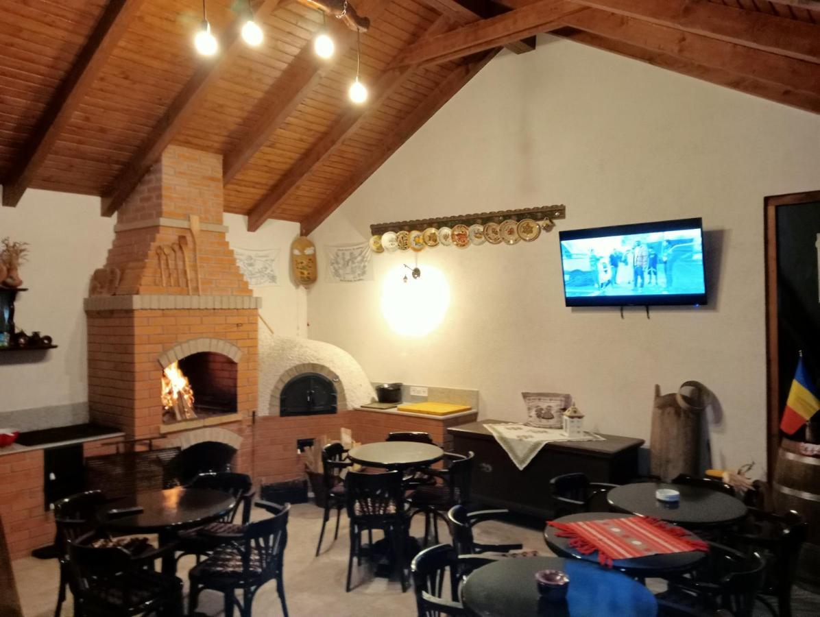 Hotel Casa Raisa & Maria Ocna Sibiului Esterno foto