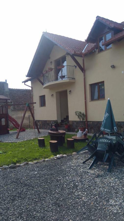 Hotel Casa Raisa & Maria Ocna Sibiului Esterno foto